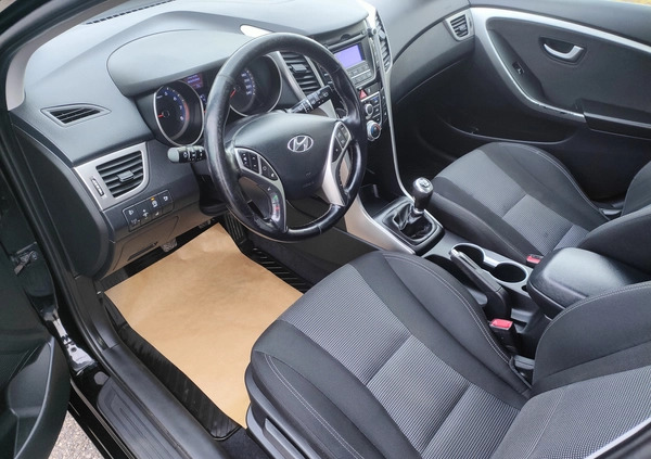 Hyundai I30 cena 37900 przebieg: 156000, rok produkcji 2014 z Świdnica małe 121